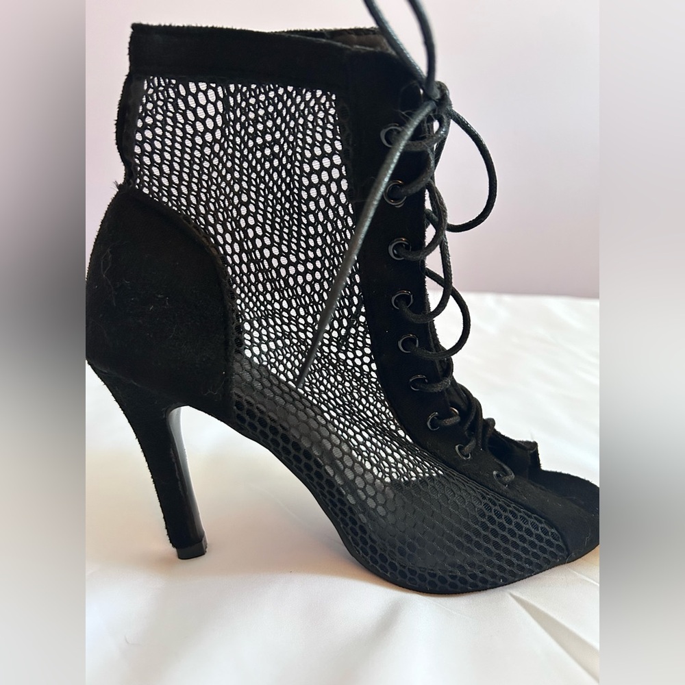 Black Lace-Up Mesh Peep-Toe Heels - Picture 5 of 7